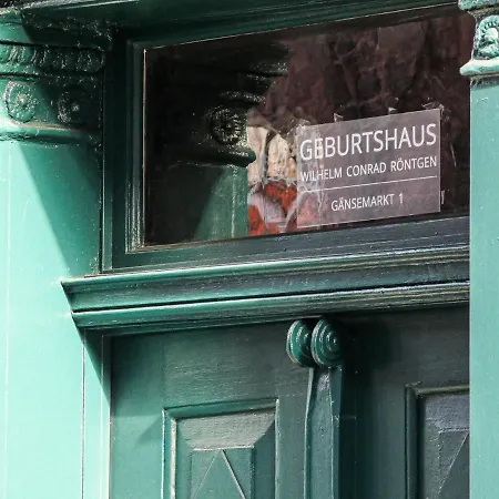 #111 - Lux-flat Lennep - Altstadt - Netflix & Amazon Prime - Felswand Remscheid