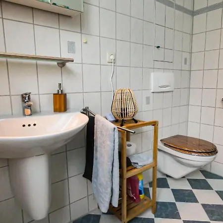 #111 - Lux-flat Lennep - Altstadt - Netflix & Amazon Prime - Felswand Appartement Remscheid