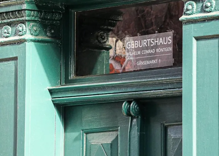 #111 - Lux-flat Lennep - Altstadt - Netflix & Amazon Prime - Felswand Remscheid