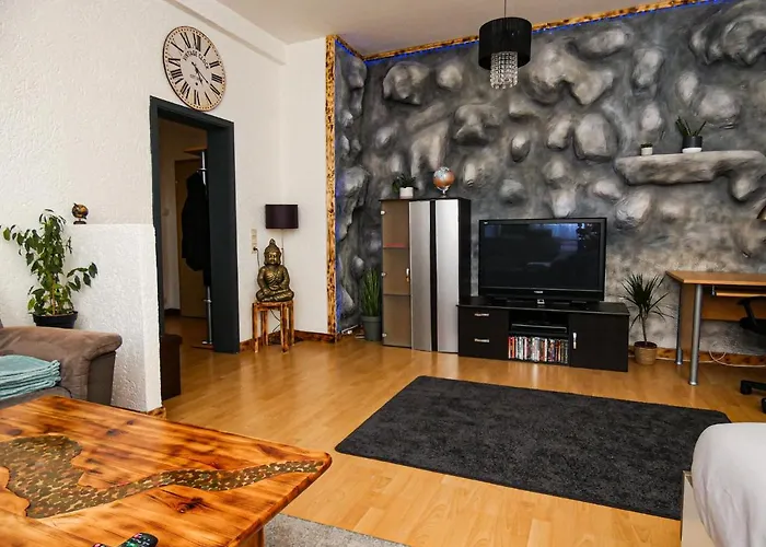 #111 - Lux-flat Lennep - Altstadt - Netflix & Amazon Prime - Felswand Daire