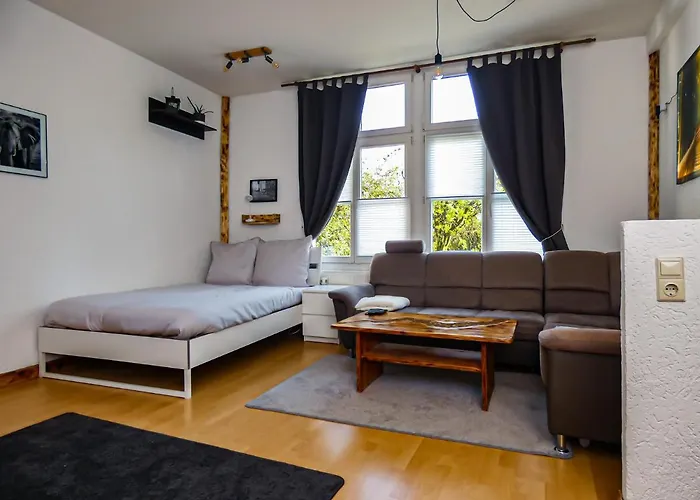 #111 - Lux-flat Lennep - Altstadt - Netflix & Amazon Prime - Felswand Lejlighed Remscheid